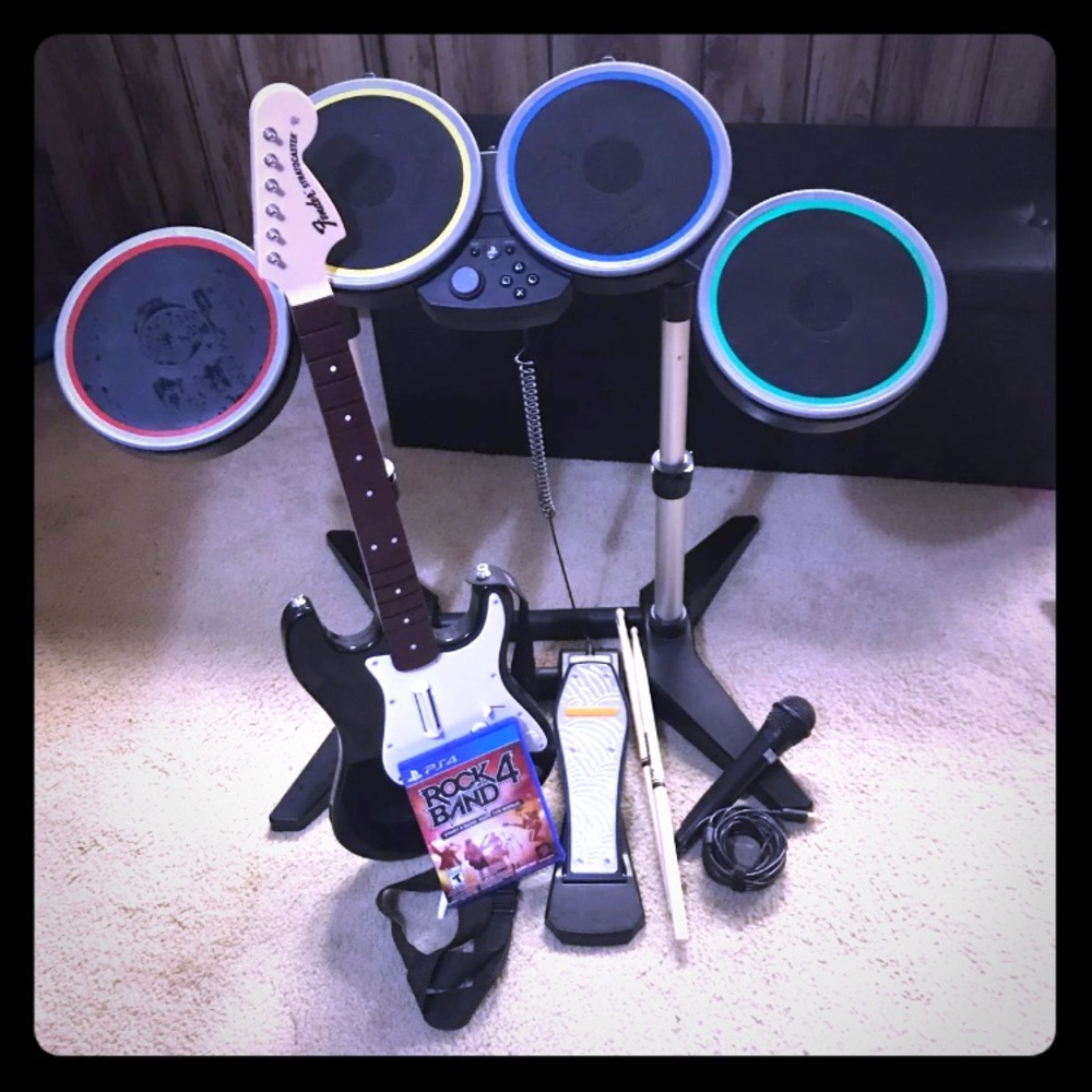 Rock band PS4*SOLD*